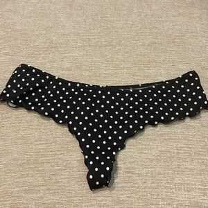 🌸2/$20🌸Black /white polkadot ruffled cheeky thong bottom by Victoria’s Secr…
